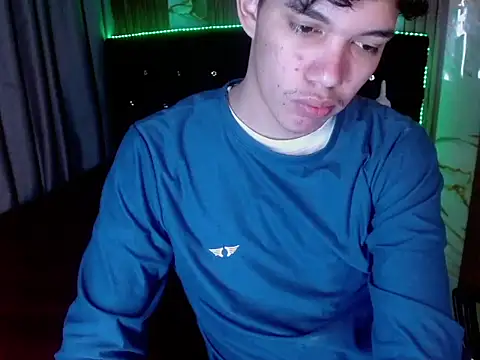 haku_nayro webcam