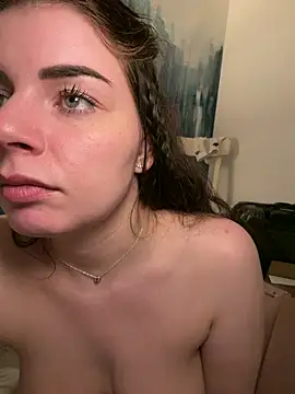 EllyNora webcam