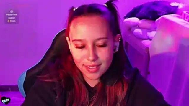 Skarlet_Adams28