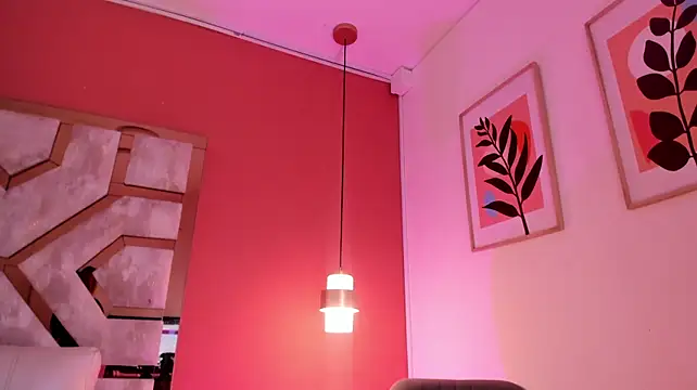 Justmia69 live cam preview