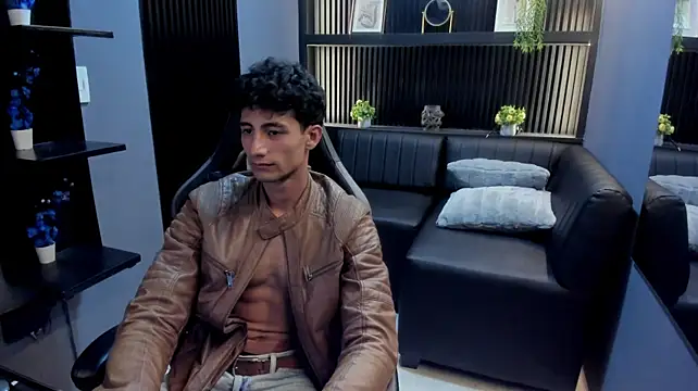 MaxiimoRomano_ webcam