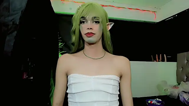 cami_valkyrie webcam