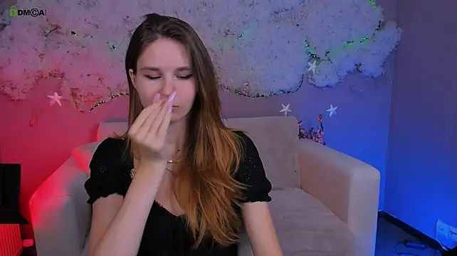 angie_foxy1