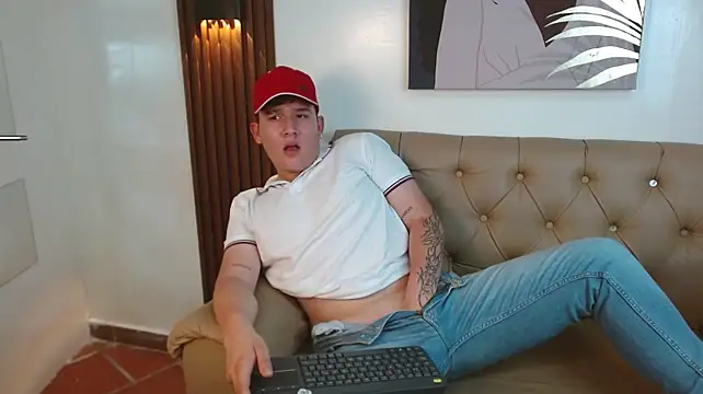 damian_miller7 webcam
