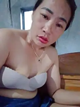 Tieuthu2 live cam on StripChat