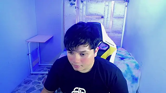 Tommy_cotton live cam on StripChat
