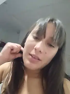 Crystal_foxxy live cam on StripChat
