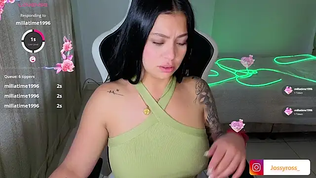 Victoryyy_ webcam