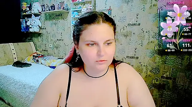 WhisperInTheDarkk webcam
