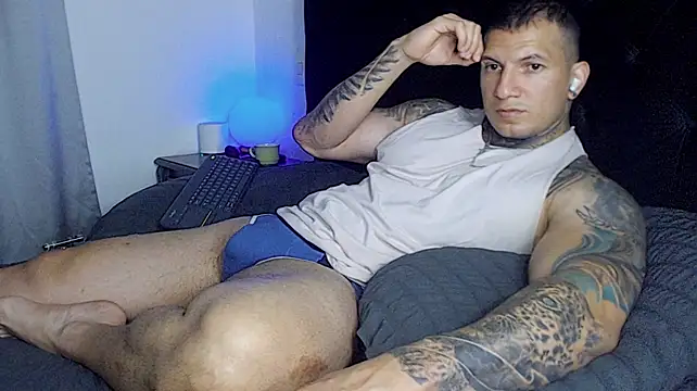 Shane_Clay webcam