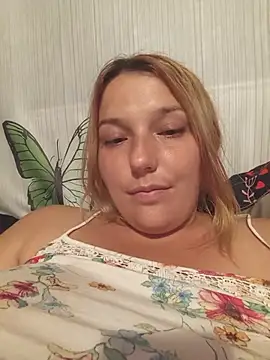 Sakura_2000 live on Stripchat
