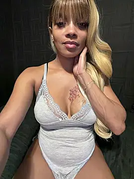 Rakiyahcharms