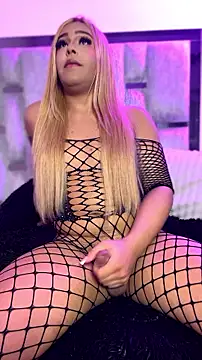 Salo_Blonde