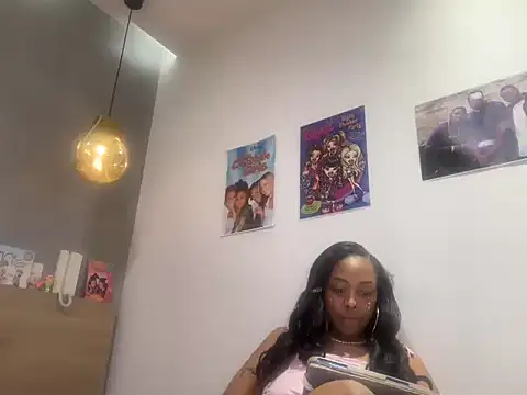 ChocolateCakeQueen webcam