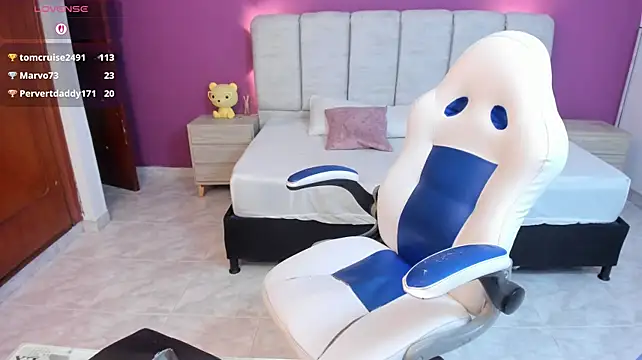 Littlee_Noemi webcam
