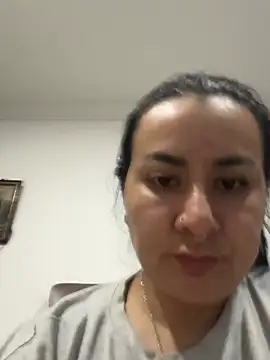 Abril_Luv webcam