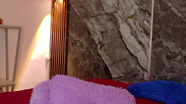 Mia_Collins7