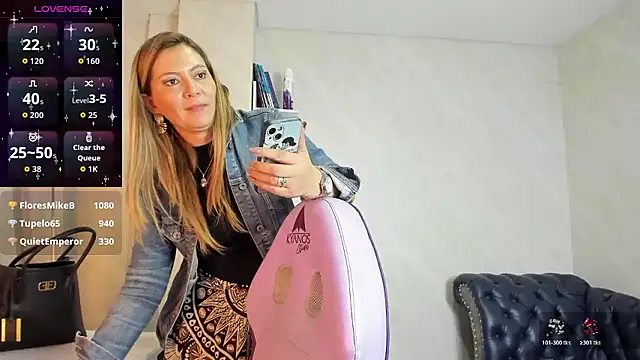 pamelaQenn2