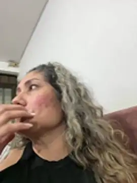 gabiTetas live cam preview