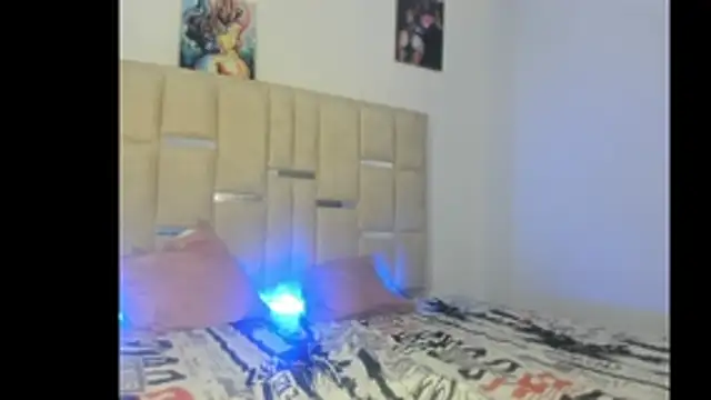 Little_ebonyx webcam