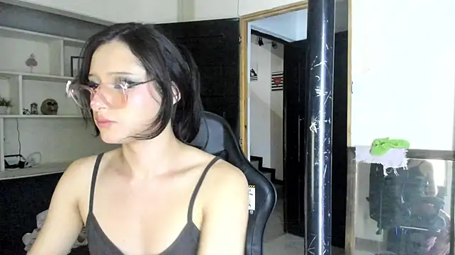 la_bommbastic webcam