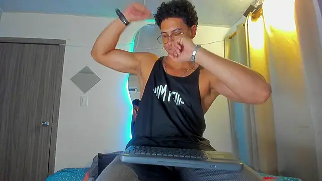 Kris_Khalifa69