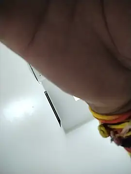 Mr_Hotyy webcam
