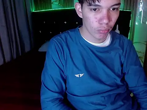 haku_nayro webcam
