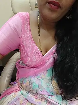 rukmini_rukku_97 (F milf) - Boobs oil massage