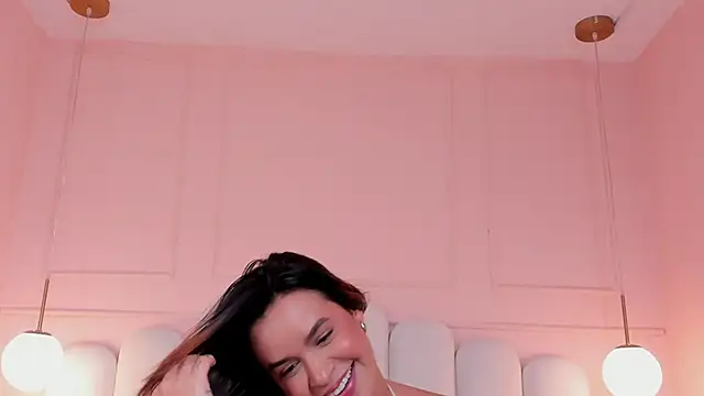 sarah_salis_ webcam