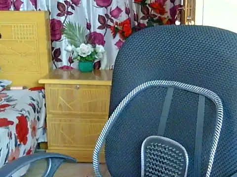 Alina_Nur webcam