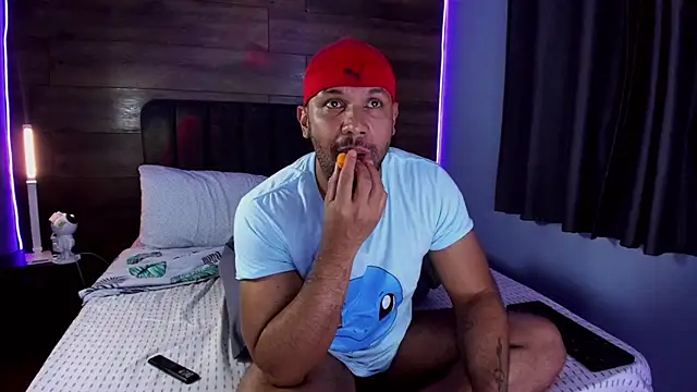 anthonylatynxd webcam