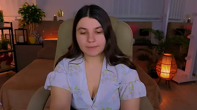 Viola__Shy webcam