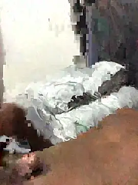 Sisanda live cam on StripChat