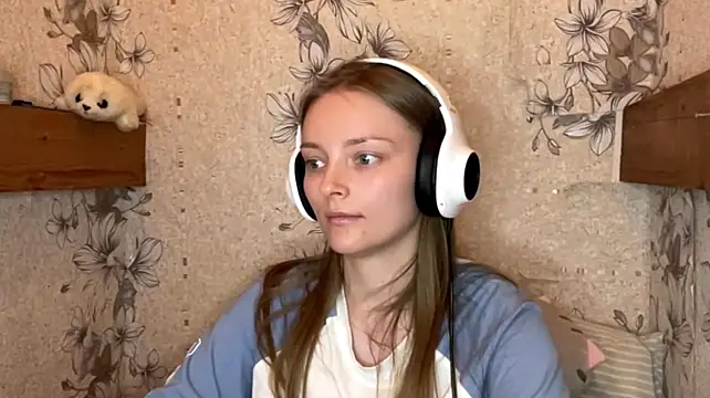 EmyMiu webcam