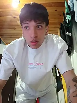 H3ll_B0Y_ webcam