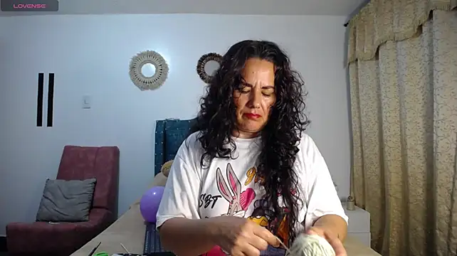 sofiamature01 live cam on StripChat