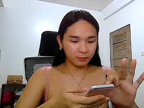 SluttyCumSlutSelena_69