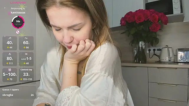 AkylinaGold live cam on StripChat
