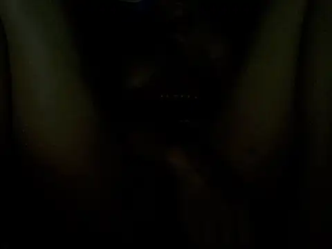 flirt_doll live cam on StripChat