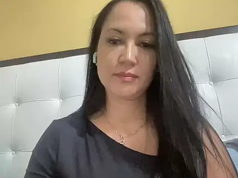 unicornio26 live cam on StripChat