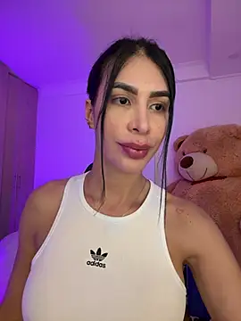 mckenzieklein live cam on StripChat