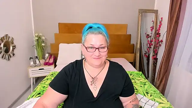 Sugarmommy_69X webcam