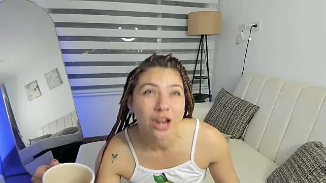 Ori_valentina webcam