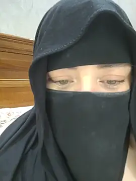 Bisan_sexy live cam on StripChat