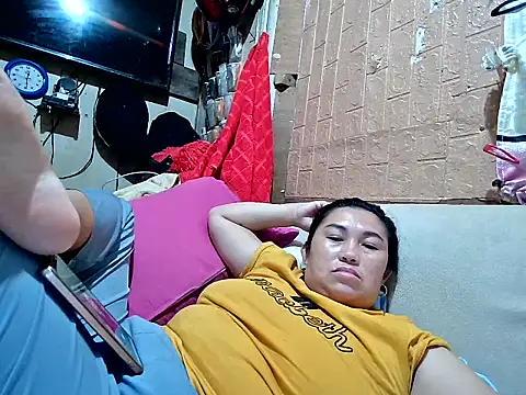 Laiskie_33 webcam