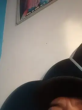 Toscarz8v