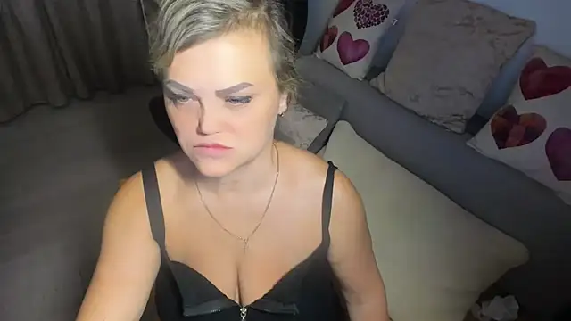 MildMature webcam