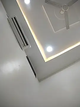 Mr_Hotyy webcam
