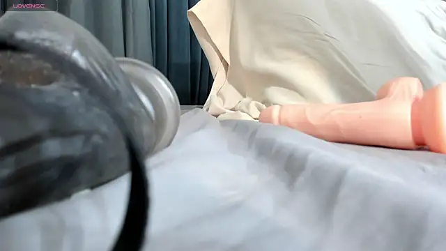 CarolineTookesx live sex cam